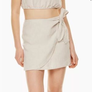 Aritizia Parthenon Linen Skirt